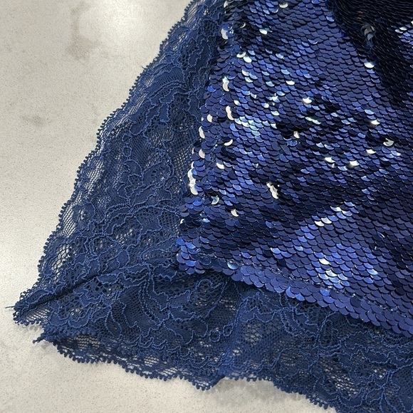 Free People Turn it On Swinging Sequins Lace Trimmed Tank Top Size Medium Blue - Picture 5 of 15